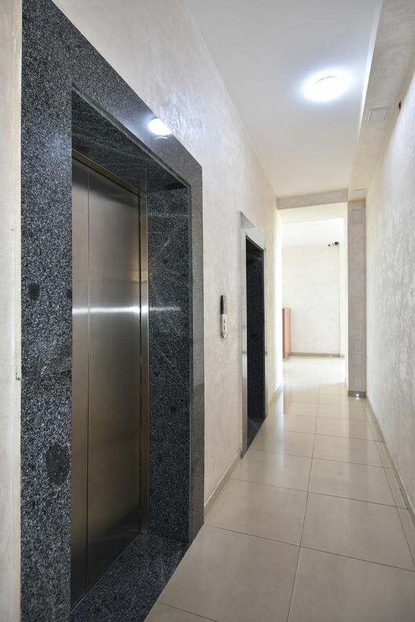 Apartment Sayat-Nova Erevan Esterno foto
